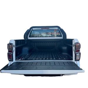 USADO 2024 SUV Crossover 4x4 Automático Volante a la Izquierda R18 Techo de Aleación de Aluminio Asientos de Tela - Product Image 4