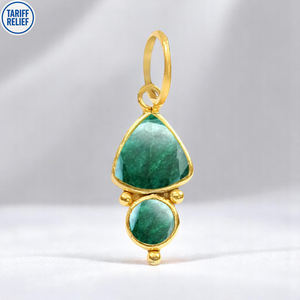 Nouveauté bijoux en argent sterling émeraude trillion de pierres précieuses plaqué or connecteur à breloques offre limitée en vrac pendentifs en gros - Product Image 1