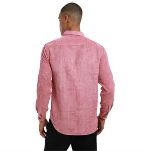 Elegante camisa de pana para hombre con bolsillos en el pecho Un giro de moda en el botón clásico para un aspecto relajado - Product Image 3