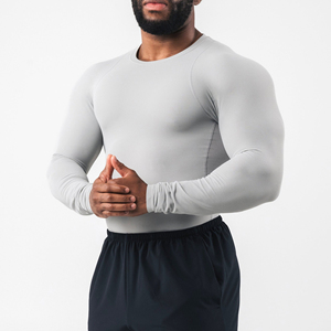 Camiseta de Compresión Deportiva Sublimada con Logotipo Personalizado para Hombre, Camiseta de Compresión para Gimnasio, Camiseta de Compresión para Entrenamiento, Camiseta de Compresión para MMA - Product Image 2