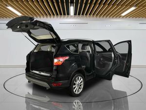 USADO LHD/RHD 2019 F O R D KUGA 2,0 TDCI EDICIÓN TITANIO - Product Image 3