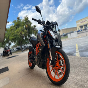 รถมอเตอร์ไซค์สปอร์ต Duke 390 390 ซีซี สูบเดียว ระบายความร้อนด้วยน้ำ ระบบหัวฉีด EFI แรงทรงพลัง รุ่น Naked Street ลดราคาพิเศษ - Product Image 1