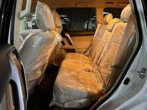 Neumático trasero SUV usado Clean 2020 Toyo-ta LandCruiser Prado EXR - Product Image 5