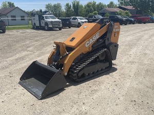 Mini-chargeuse sur pneus CASE TL100 pour travaux de construction et agricoles - Product Image 4
