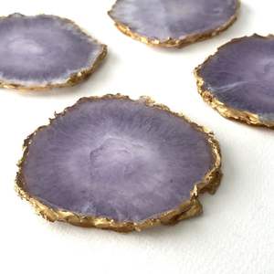 รถไฟเหาะเรซิ่นที่ทันสมัยพร้อมกลิตเตอร์และสัมผัสโลหะสำหรับตกแต่งโต๊ะ - Product Image 4