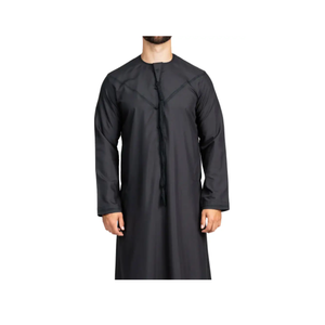 Style koweïtien moderne XXL arabe saoudien hommes Thobes Jubbah robe islamique de haute qualité Logo personnalisé ethnique Thobe / Thawb - Product Image 1