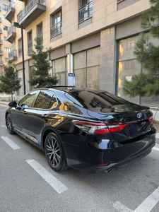Toyota Camry XSE Híbrido 2023 Usado en Excelentes Condiciones - Product Image 3