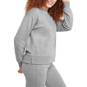 Ropa de mujer Ropa deportiva con logotipo personalizado conjunto de chándales cortos de alta calidad para mujer conjunto de dos piezas con capucha recortada y pantalones cortos - Product Image 1