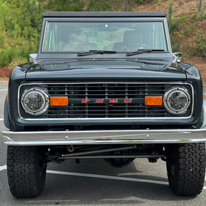 Bonne affaire pour un Ford Bronco 1977 restauré, moteur V8 Stroker de 347 pouces cubes, nombreuses modifications - Product Image 1