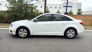 เชฟโรเลต ครูซ LS ซีดาน ขับเคลื่อนล้อหน้า ปี 2014 - Product Image 6