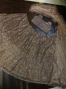 Luxurious <b>Women's</b> Two-Piece Club Night Party Clothing Set <b>Sequins</b> Crop Top and Bodycon <b>Skirt</b> - Product Image 5