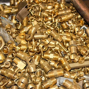 Chatarra de latón disponible para envío inmediato - Product Image 1