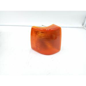 ไฟเลี้ยวหน้าขวา AUDI 80 ซีรีส์ B1 (72>78) รุ่น 1305230905 - Product Image 1