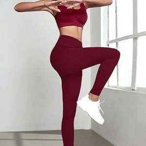 Offre Spéciale Nouvellement Stock Arrivée En Gros Femmes Leggings | Pantalons De Yoga Légers | Meilleur Design Sportswear Gym Leggings pour L'entraînement - Product Image 4