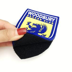 Écussons de broderie en chenille tissés en 3D avec logo personnalisé tissu à coudre de style sport thermocollant tissu sergé - Product Image 4