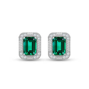 Boucles d'oreilles clous vertes pour Chloe en or blanc et rose 18 carats, diamant taille émeraude, motif géométrique, serti clos, rubis, améthyste, jade - Product Image 1
