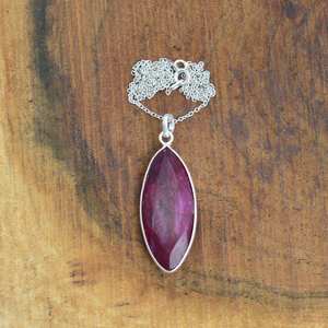 Pendentif en argent sterling avec rubis rouge, bijoux en pierres précieuses, 1,7 pouce, fait à la main, cadeau élégant pour femmes - Product Image 1