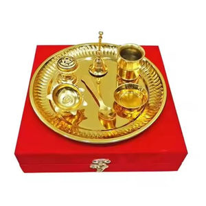 Diseño de lujo Latón Pooja Thali Set Hecho a mano Metal Latón Puja Thali Set Tradicional para Pooja Arti Artículos religiosos hindúes - Product Image 3