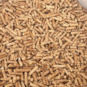 Granulés de bois en forme de bâtonnets de haute qualité pour la vente en gros – Combustible biomasse économique, écologique et sans fumée pour systèmes de chauffage (9%) - Product Image 1