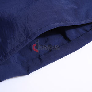 2025 vente en gros hommes séchage rapide été Shorts décontracté sport pantalons courts en toile tissu avec motif solide pour pantalons de plage - Product Image 5