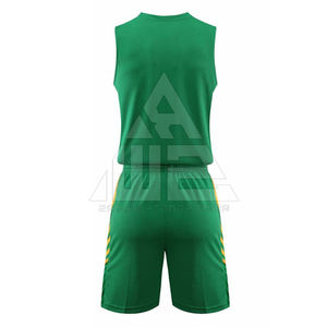 Conjuntos de Uniformes de Baloncesto Cómodos y Transpirables Hechos de Poliéster Ligero con Diseño Personalizable y Durabilidad Prolongada - Product Image 3