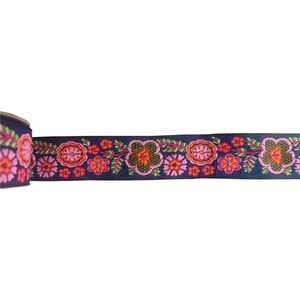 Nuevo diseño de color 1,10 ''patrón de flores cinta poliéster correas cantante diseño lateral Jacquard 9 yardas en rollo - Product Image 6