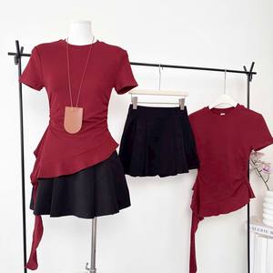 Conjunto de Camiseta Casual y Minifalda para Mujer, Diseño Premium, OEM ODM - Product Image 5