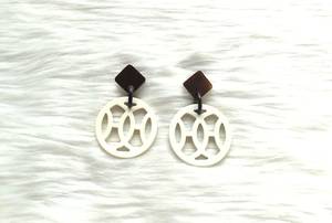 Pendientes de moda hechos a mano con cuidado Diseños únicos Cómodos de usar Perfecto para regalos y estilo personal diario - Product Image 4