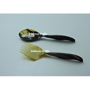 Vente chaude Meilleure Qualité Véritable Corne De Bœuf De Buffle Salade Serveur Ensemble Premium Ustensiles De Cuisine Vaisselle Salade Outils - Product Image 4