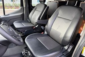 Voiture d'occasion fiable Ford Transit 350 HD AWD 2022 - Product Image 4