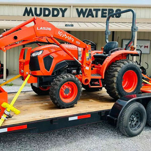 รถแทรกเตอร์ล้อ4WD สำหรับ Kubota ส่วนประกอบหลักของเครื่องยนต์และกระปุกเกียร์ที่ทนทาน - Product Image 1