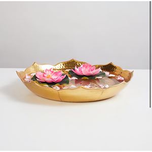 Cuenco de Porcelana Dorado Corsica Kamal, de Aluminio Martillado, 32 cm de Diámetro, Elegante Vajilla y Decoración para Fiestas - Product Image 1