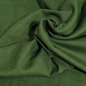 Tissu de coton pur Handloom Matériau doux, durable et respirant pour un usage quotidien et des tenues ethniques (au mètre) - Product Image 1