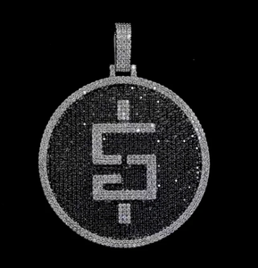 Collier pendentif hip-hop en diamant moissanite VVS de luxe, serti de diamants, avec un design en argent 925 pour les rappeurs, bijoux de mode - Product Image 1