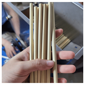 Pailles en herbe naturelle pour jus, smoothies et accessoires de bar, fabriquées au Vietnam pour l'exportation - Product Image 2