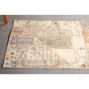 Tapis vintage, petit tapis turc de 2,8 x 8,5 pieds, tapis beige à motifs floraux arc-en-ciel - Product Image 4