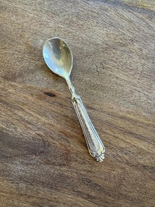 Cuillère à thé au design simple finition argentée élégante cuillère à thé en acier inoxydable durable parfaite pour la cuisine et l'heure du thé - Product Image 6