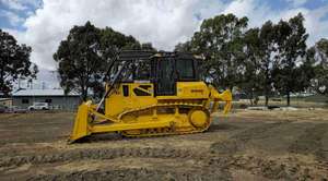 Topadora Usada Caterpillar UHI-DH17 para Construcción, Potencia Nominal de 188 hp, Peso Operativo de 18T, Motor de Orugas, Bomba de Motor - Product Image 5