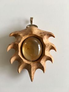 COLLARES VEGANOS PARA MUJER HOMBRE NATURAL GRANDE BOHO TRIBAL SONO COLGANTE DE MADERA en cordón ajustable Collar hecho a mano - Product Image 5