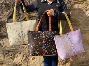 2025 nuevos bolsos de mano de cuero de vaca con estampado metálico Real para mujer, bolsos de hombro de vaquera de gran capacidad de estilo Vintage de alta calidad - Product Image 2