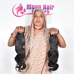 Extensions de cheveux humains noirs naturels de qualité supérieure, luxueuses et élégantes, à prix abordable, disponibles à la vente. - Product Image 2