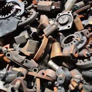 เศษเหล็กกล้าคาร์บอนผลผลิตสูง ความเปปน่ารบกวนต่ำสำหรับการหลอม - Product Image 1