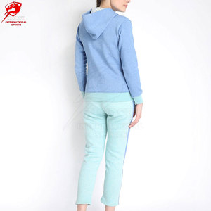 Survêtements en molleton doux pour femmes, design personnalisé pour l'entraînement hivernal, vêtements décontractés et vente en gros - Product Image 3