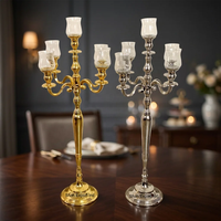 Centre de table candélabre doré classique à 5 bras pour la décoration de la maison et des tables de mariage
