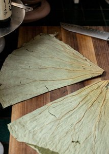 ใบบัวแบบแห้งการประยุกต์ใช้ในเวียดนามใบบัวทำอาหารทั้งใบทำจากสมุนไพรปรุงชา - Product Image 4