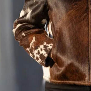 Veste en cuir de vache à imprimé vache pour femmes, style western, fermeture éclair intégrale, texture de fourrure naturelle - Product Image 4