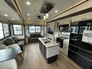 New 2026 F-o-r-e-s-t R-i-v-e-r Sabre 32G-K-S Camper Trailers Caravan Trailer Offroad Rv Camper - Product Image 6