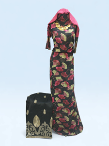 Conjunto Dirac Premium Tejido Liso Negro y Dorado - Elegante Vestido Tradicional Somalí para Bodas y Eventos Especiales - Product Image 3