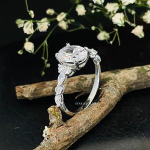 Bague de fiançailles de luxe chrétienne en or massif 14 carats avec diamant moissanite ovale de 2,00 carats - Product Image 4