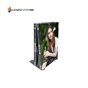 UHLED Écran d'affichage pour affiche LED d'intérieur P1.25mm 640*1920mm Écran d'affichage pour affiche publicitaire pliable pour centre commercial - Product Image 3